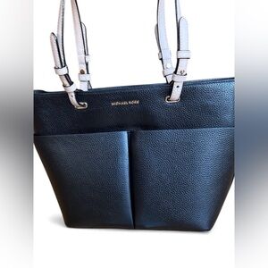 Michael Kors Bedford MD TZ Pocket Tote Leather